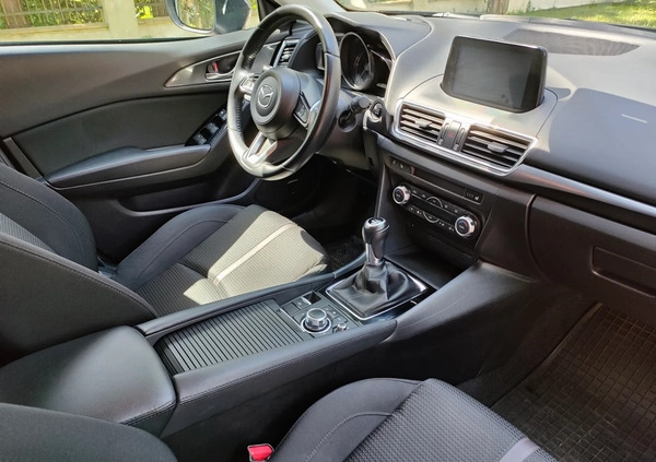 Mazda 3 cena 64444 przebieg: 123400, rok produkcji 2019 z Żyrardów małe 781